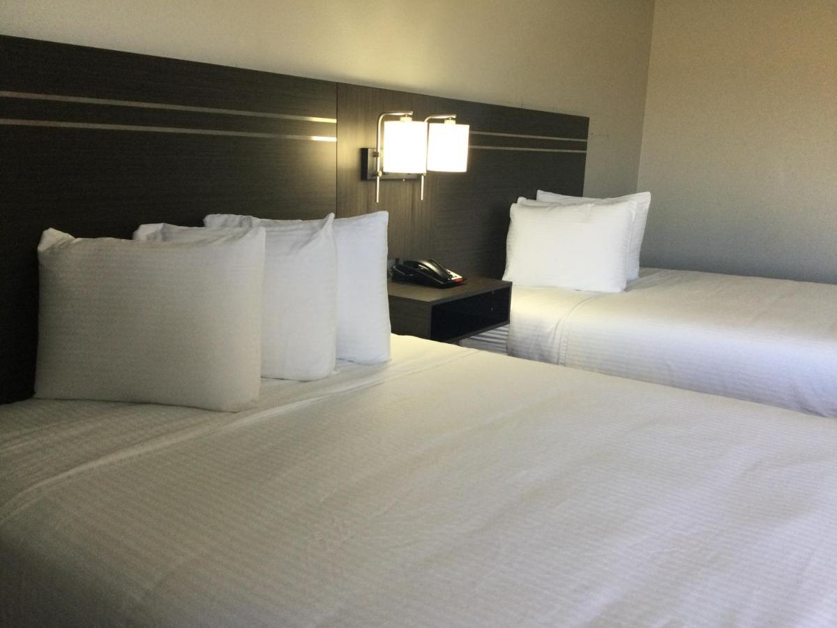 Americas Best Value Inn Мускоги Екстериор снимка