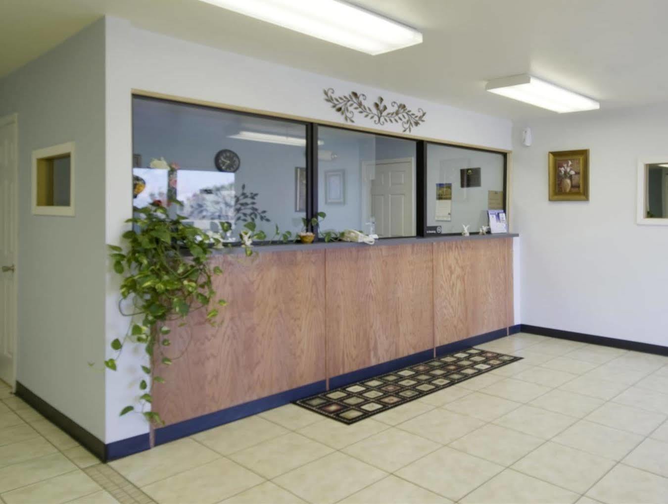 Americas Best Value Inn Мускоги Екстериор снимка